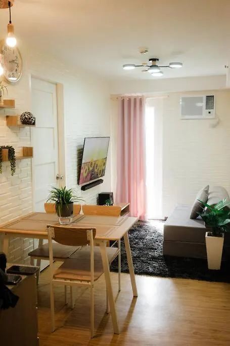 Ar05 Eva'S Brand New 1Br Arezzo Place Davao
